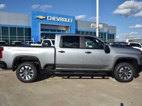 New 2026 Chevrolet Silverado 2500 Custom w/ Custom Value Package image 2