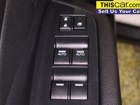 Used 2023 Honda Passport EX-L image 34