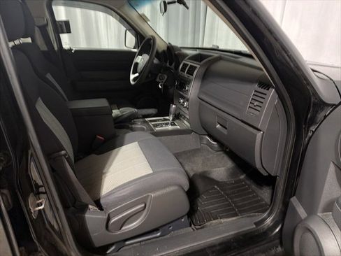 Used 2010 Dodge Nitro SE image 16
