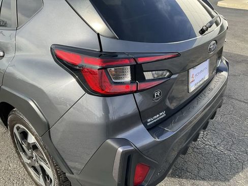 Used 2024 Subaru Crosstrek 2.5i Limited w/ Crosstrek Mirror Package image 28