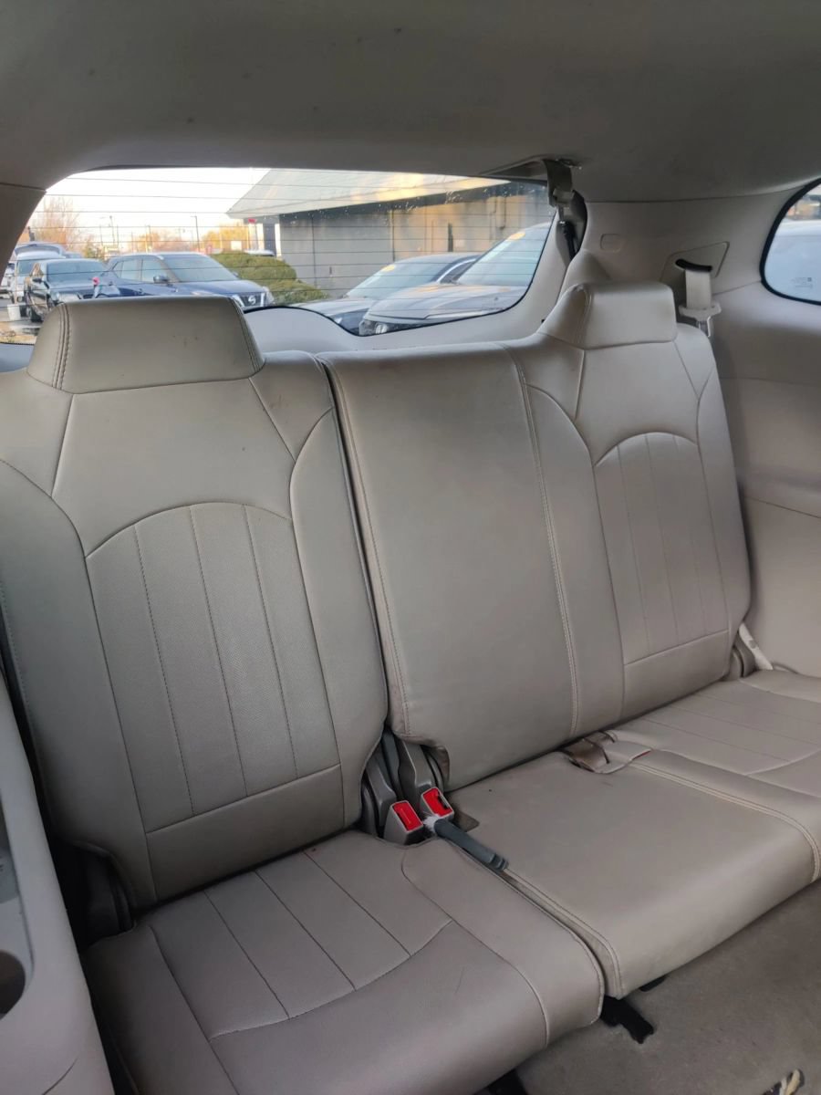 Used 2016 Buick Enclave Leather AWD/4WD image 18