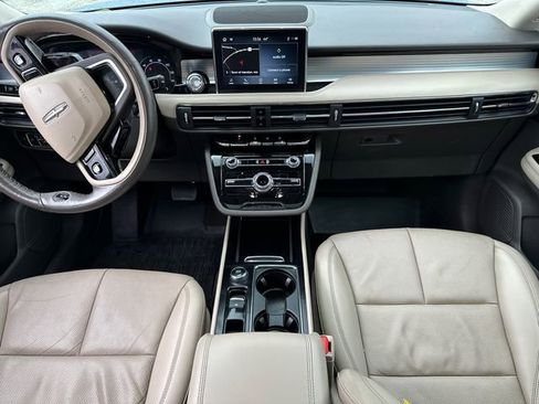 Used 2022 Lincoln Corsair AWD w/ Premium Package image 22