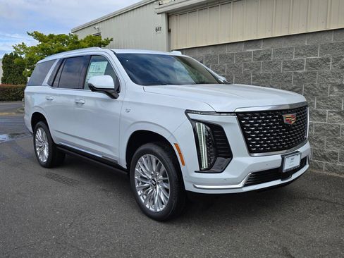 New 2026 Cadillac Escalade Luxury AWD/4WD image 12