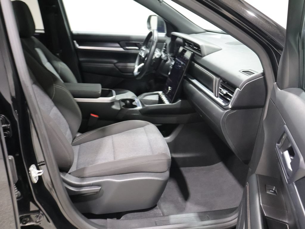 Used 2025 GMC Terrain Elevation AWD/4WD image 19