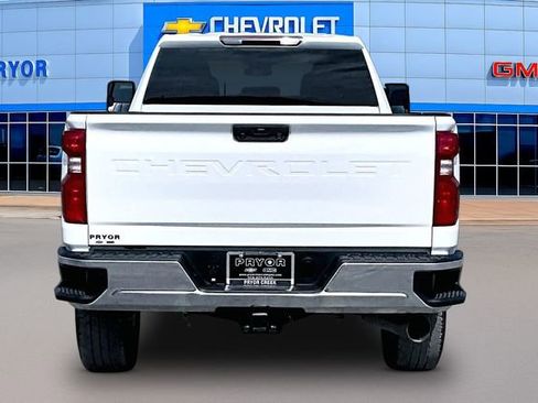 Used 2025 Chevrolet Silverado 2500 LT w/ Convenience Package AWD/4WD image 6