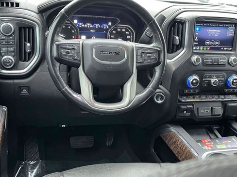 Used 2019 GMC Sierra 1500 Denali w/ Technology Package image 2