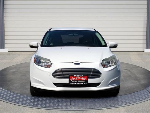 Used 2016 Ford Focus Electric Hatchback FWD image 2