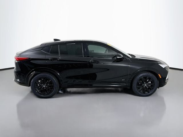 Used 2025 Buick Envista Sport Touring w/ Convenience I Package FWD image 9