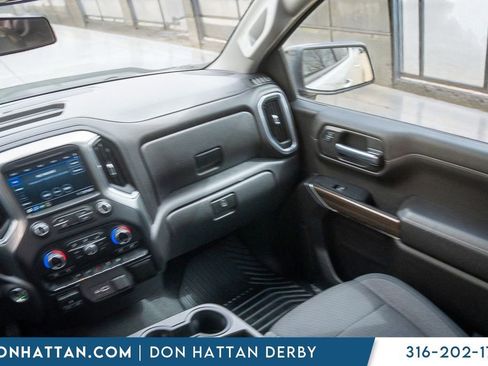 Used 2021 Chevrolet Silverado 1500 RST image 15
