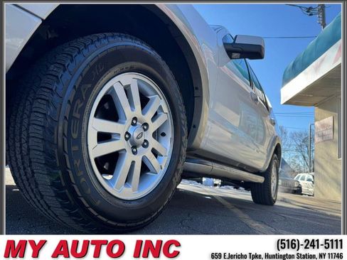 Used 2010 Ford Explorer Eddie Bauer image 9