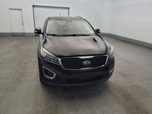 Used 2017 Kia Sorento AWD image 14