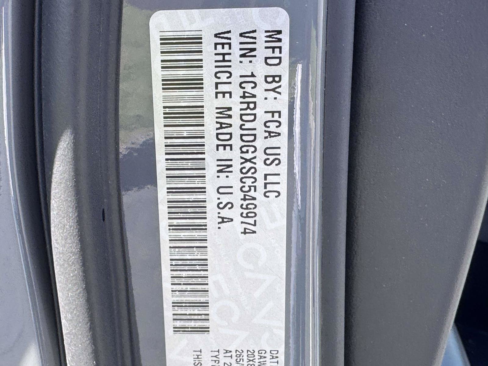 Used 2025 Dodge Durango GT AWD/4WD image 36