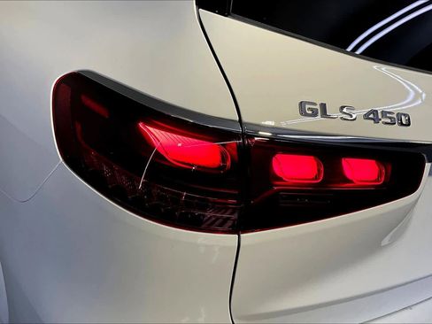 New 2026 Mercedes-Benz GLS 450 4MATIC image 5