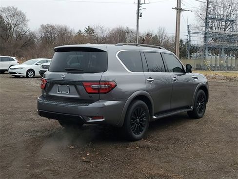 Used 2023 Nissan Armada SL w/ Midnight Edition Package image 4