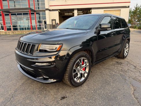 Used 2014 Jeep Grand Cherokee SRT8 w/ Luxury Group II AWD/4WD image 1