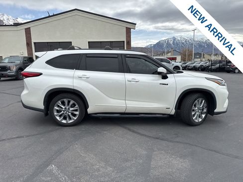 Used 2021 Toyota Highlander Limited image 8