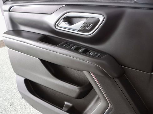 Used 2023 Chevrolet Suburban LT image 24