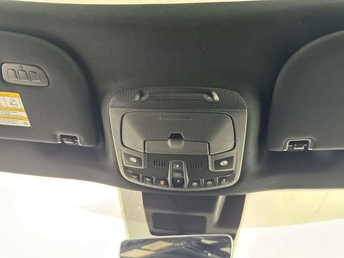 Used 2021 Lincoln Navigator Reserve AWD/4WD image 11