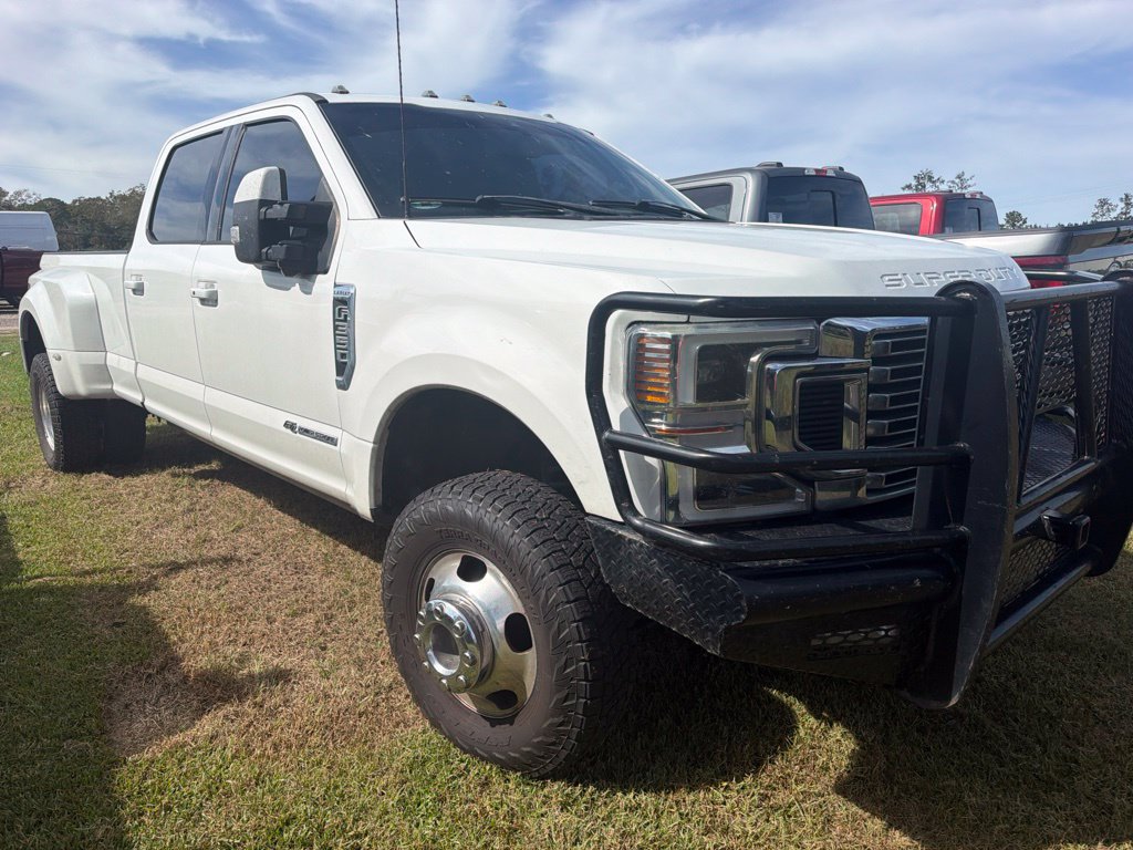 Used 2022 Ford F350 Lariat w/ Lariat Ultimate Package AWD/4WD image 2