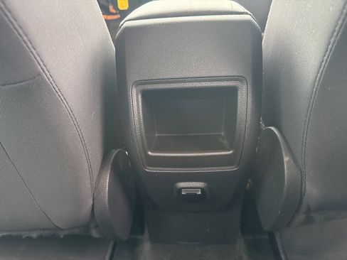 Used 2019 Ford Escape S image 20