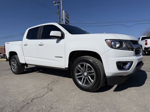 Used 2020 Chevrolet Colorado LT w/ Luxury Package image 12