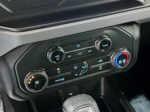 Used 2022 Ford Bronco 4-Door AWD/4WD image 16