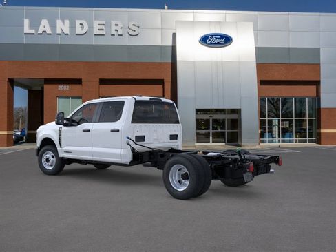 New 2026 Ford F350 XL image 4