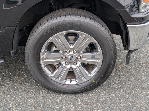 Certified 2019 Ford F150 XLT w/ Equipment Group 302A Luxury image 6