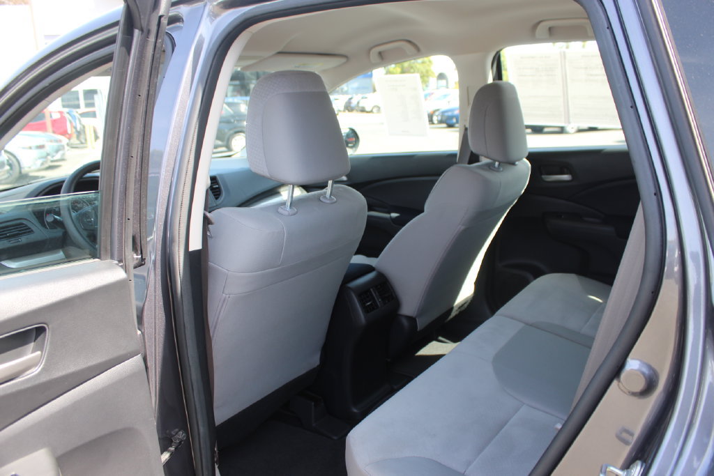 Used 2015 Honda CR-V LX image 14