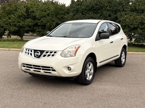 Used 2012 Nissan Rogue S w/ Special Edition Pkg AWD/4WD image 2