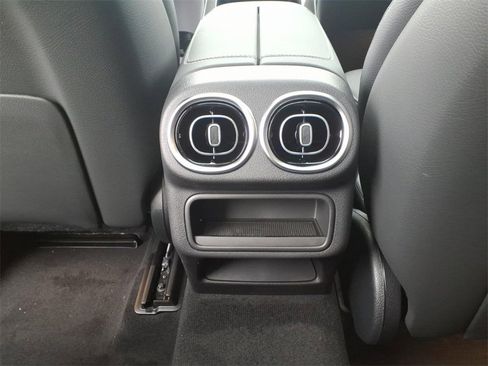 New 2026 Mercedes-Benz GLC 300 4MATIC image 27