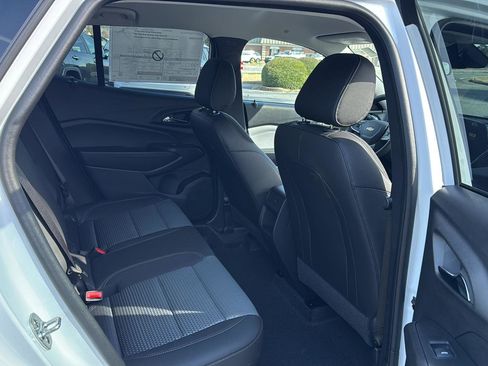 New 2026 Chevrolet Trax LT w/ Driver Confidence Package image 11