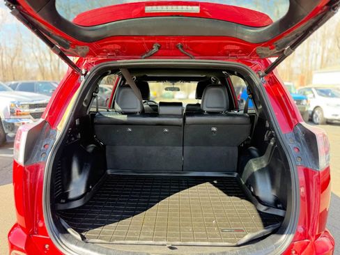 Used 2016 Toyota RAV4 SE w/ Protection Package image 23