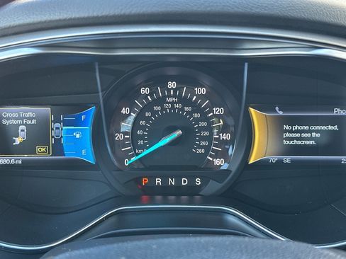 Used 2014 Ford Fusion SE w/ Equipment Group 202A image 27