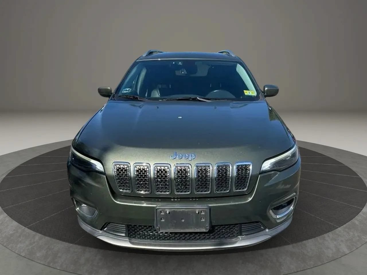 Used 2019 Jeep Cherokee Limited AWD/4WD image 5