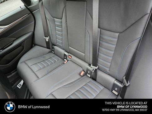 New 2026 BMW 430i xDrive w/ M Sport Package AWD/4WD image 17