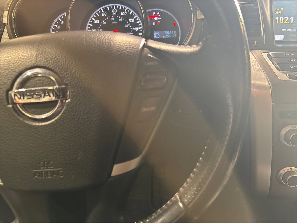 Used 2013 Nissan Murano SV AWD/4WD image 31