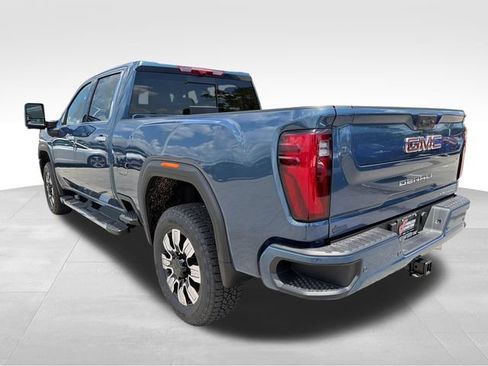 New 2026 GMC Sierra 2500 Denali w/ Denali Reserve Package AWD/4WD image 5