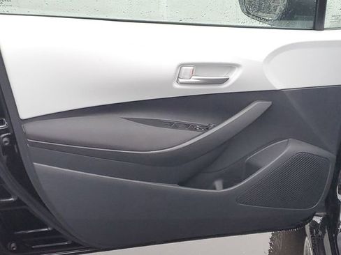 New 2026 Toyota Corolla SE image 8