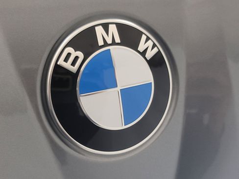 Used 2025 BMW X3 xDrive30i w/ Convenience Package image 21