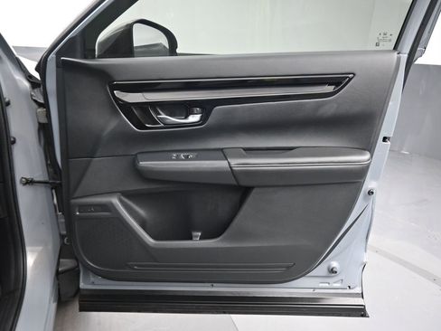 Used 2024 Honda CR-V EX-L image 41