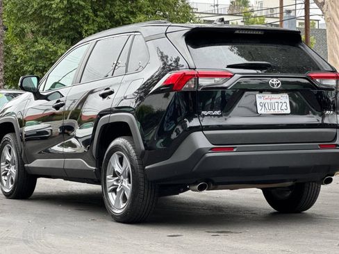 Used 2024 Toyota RAV4 XLE FWD image 6