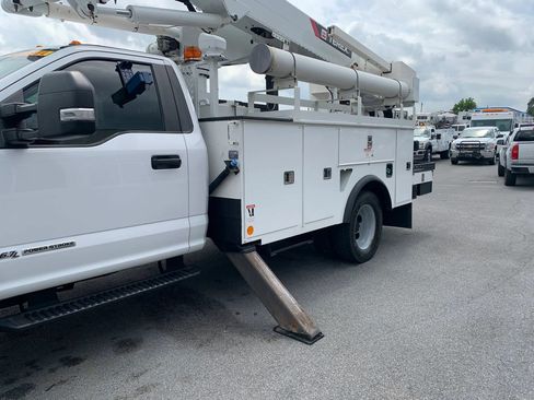 Used 2019 Ford F550 4x4 Regular Cab Super Duty image 49