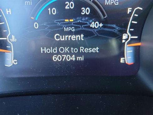 Used 2024 Jeep Compass Limited image 31