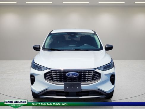 Used 2023 Ford Escape Active FWD image 9