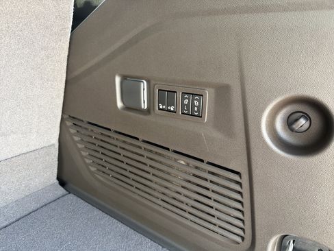 New 2026 GMC Yukon Elevation w/ Elevation Premium Package image 22