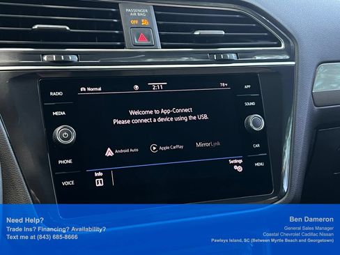 Used 2023 Volkswagen Tiguan SE AWD/4WD image 39