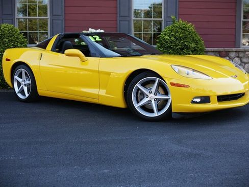 Used 2012 Chevrolet Corvette Coupe RWD image 9