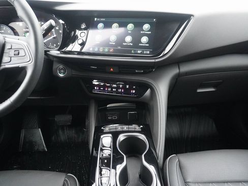 Used 2022 Buick Envision Avenir w/ Safety Package image 28