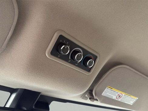 Used 2025 Chevrolet Express 3500 LT w/ LT Preferred Equipment Group image 24